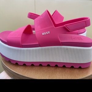 PINK limited edition Reef Water Vista Higher PLATFORM SANDAL